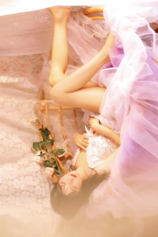 《年轻女教师3》电影